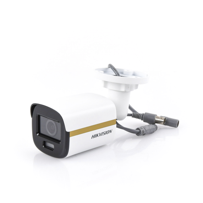 Cámara Bala ColorVu 4K 8MP / Imagen a Color 24/7 / Luz Blanca 20 m / Lente 2.8 mm / Exterior IP67 / Metal